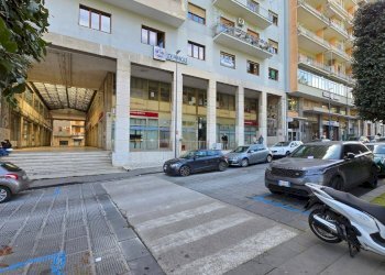 Foto 1 - Ufficio via de renzi
 
28, Avellino - foto 1