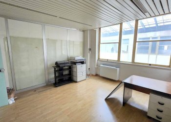 Foto 33 - Ufficio via de renzi
 
28, Avellino - foto 33