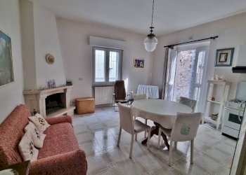Foto 1 - Casa indipendente Via Roma, Sturno - foto 1