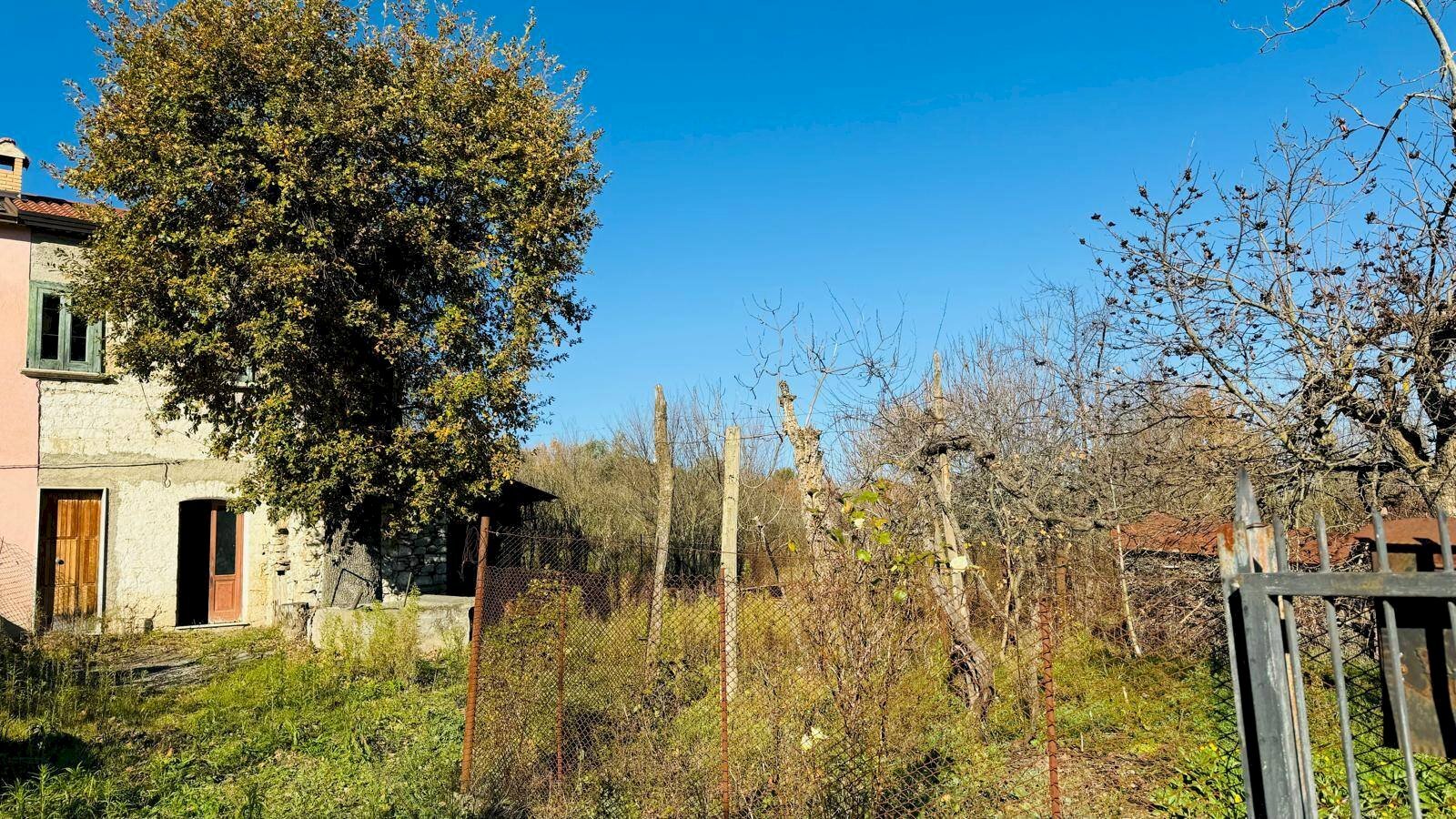 Foto 3 - Semi-detached house VIA LUIGI PIRANDELLO
 
4, Grottaminarda - photo 3