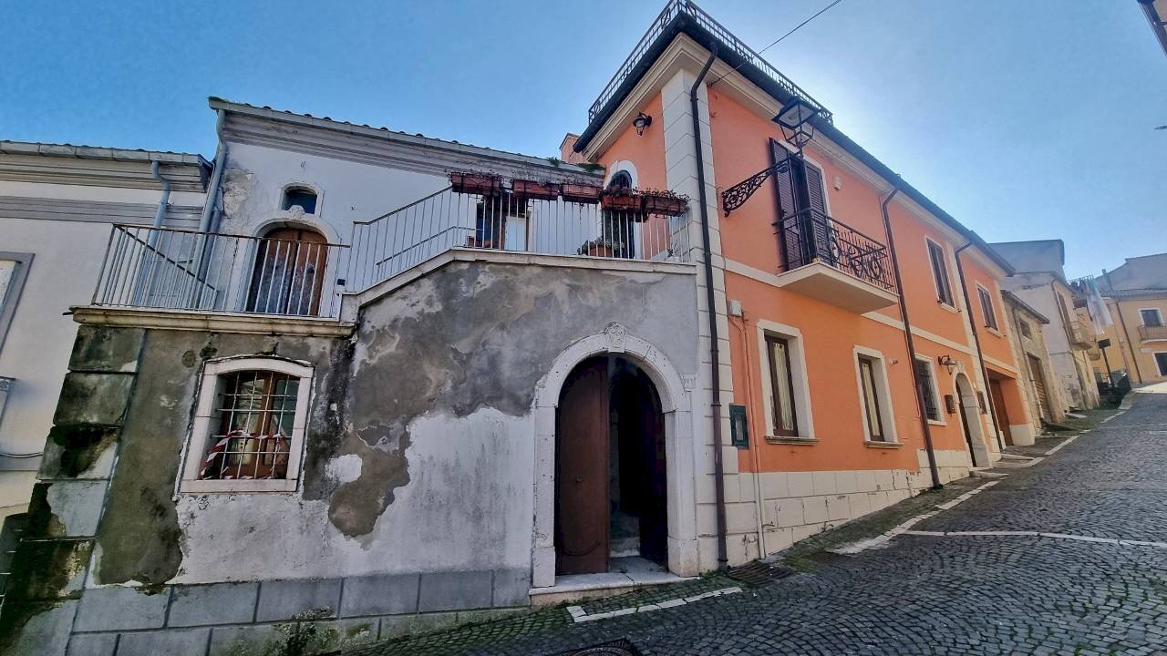 Foto 1 - Casa indipendente Via San Domenico
 
21, Sturno - foto 1