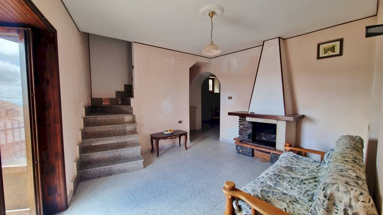 Foto 2 - Casa indipendente Via Monte
 
18, Guardia Lombardi - foto 2