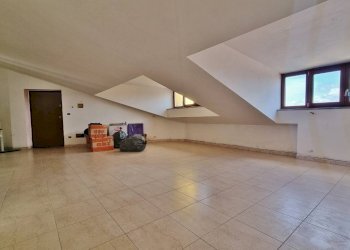 Foto 2 - Trilocale VIA BERNINI
 
18, Grottaminarda - foto 2