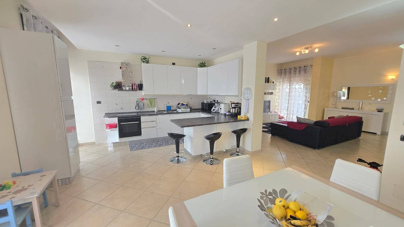 Foto 1 - Trilocale via San Francesco
 
71, Montemarano - foto 1