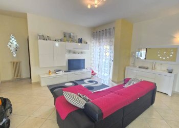 Foto 7 - Trilocale via San Francesco
 
71, Montemarano - foto 7