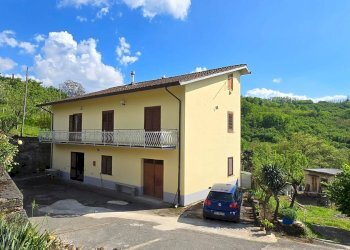Foto 1 - Casa indipendente c/da Bosco, Aiello del Sabato - foto 1