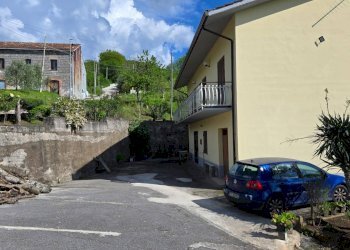 Foto 2 - Casa indipendente c/da Bosco, Aiello del Sabato - foto 2