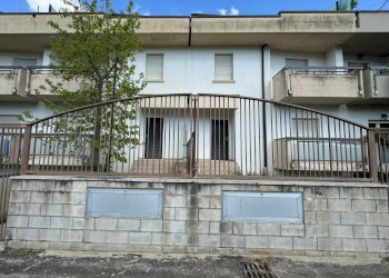Foto 1 - Villa a Schiera VIA VILLA CARACCIOLO
 
66, Ariano Irpino - foto 1