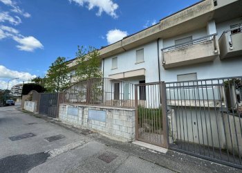 Foto 3 - Villa a Schiera VIA VILLA CARACCIOLO
 
66, Ariano Irpino - foto 3