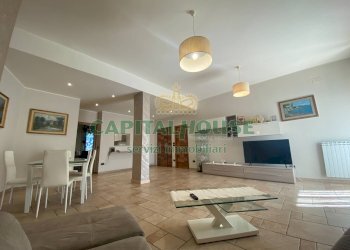 Foto 1 - Quadrilocale Via Roma, Montoro - foto 1