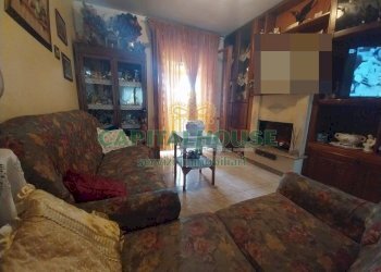 Foto 1 - Four-room apartment via Sant'andrea, Solofra - photo 1