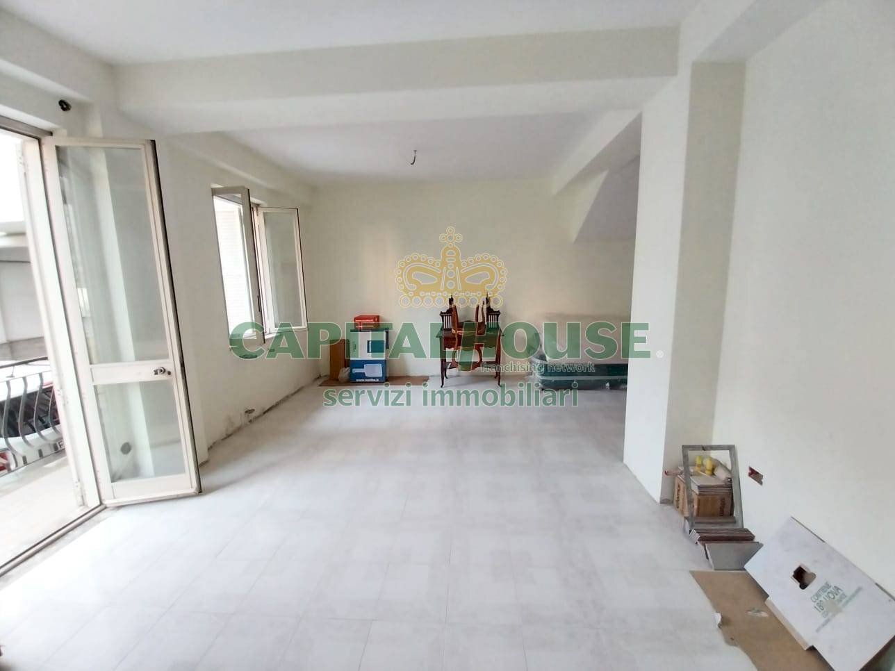 Foto 2 - One-room apartment via Municipio, Montoro - photo 2