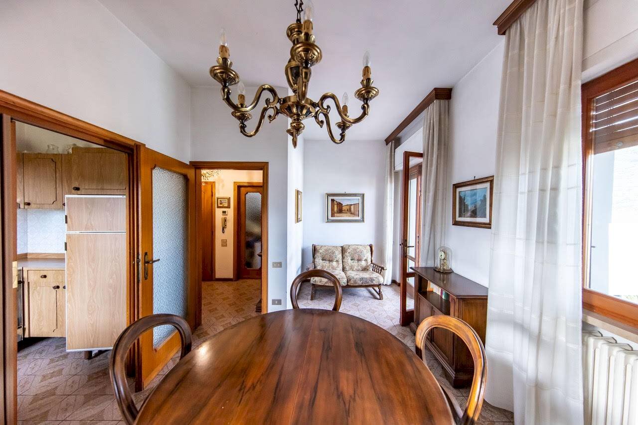 Foto 2 - Appartamento viale Giuseppe Garibaldi, Pescia - foto 2