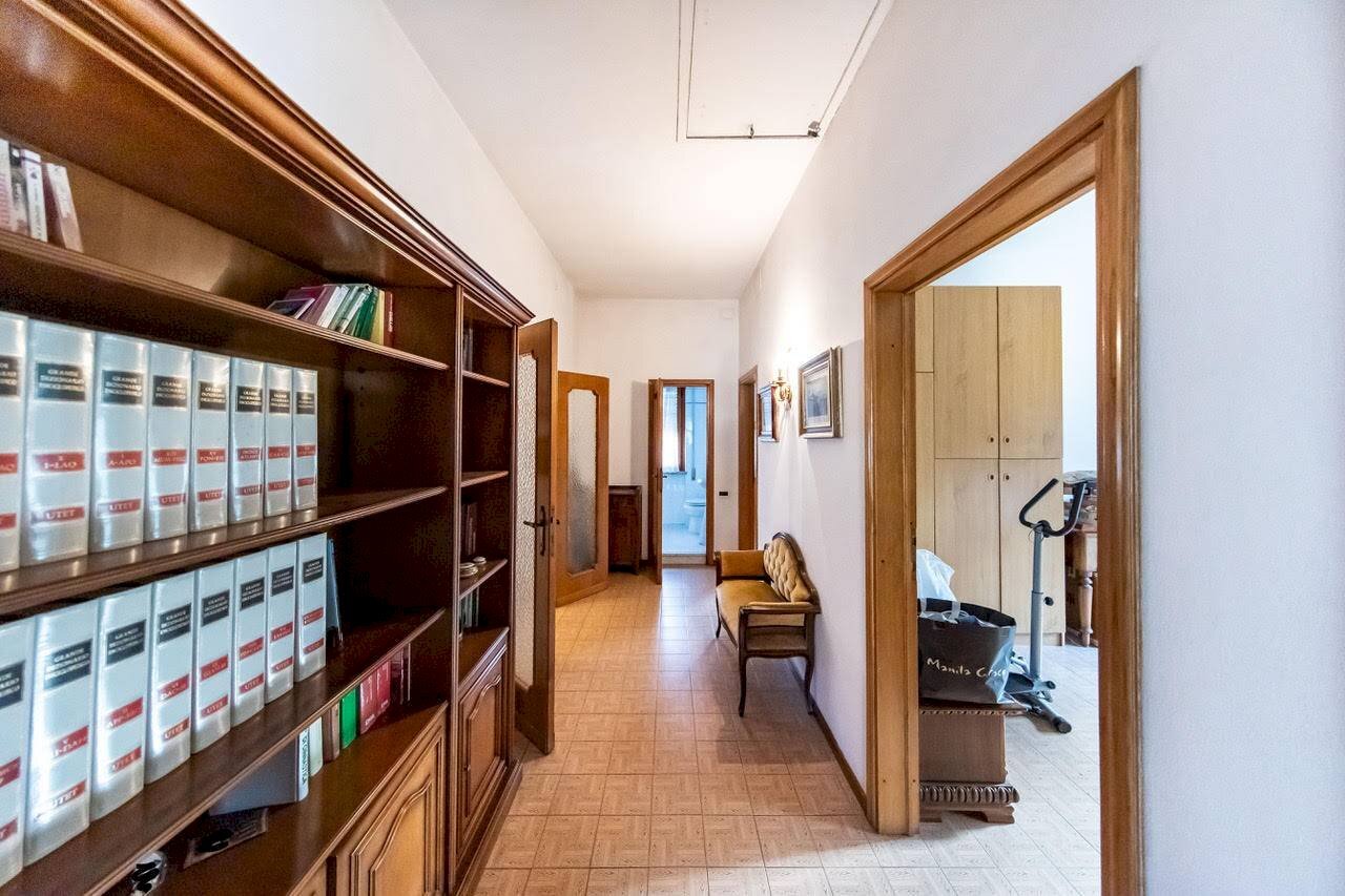 Foto 3 - Appartamento viale Giuseppe Garibaldi, Pescia - foto 3