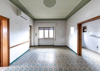 Foto 17 - Appartamento Pescia - foto 17