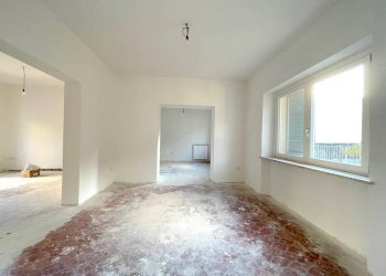 Foto 8 - Casa semi indipendente Via 27 Aprile
 
1859, Pescia - foto 8