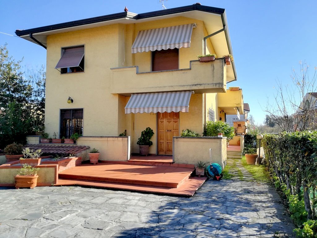 Foto 1 - Villa via Fivizzano, Massa - foto 1