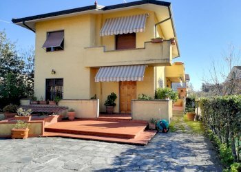 Foto 1 - Villa via Fivizzano, Massa - foto 1