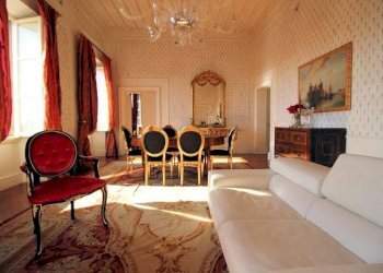 Foto 1 - Quadrilocale Piazza Mazzini, Pescia - foto 1