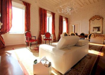 Foto 9 - Quadrilocale Piazza Mazzini, Pescia - foto 9