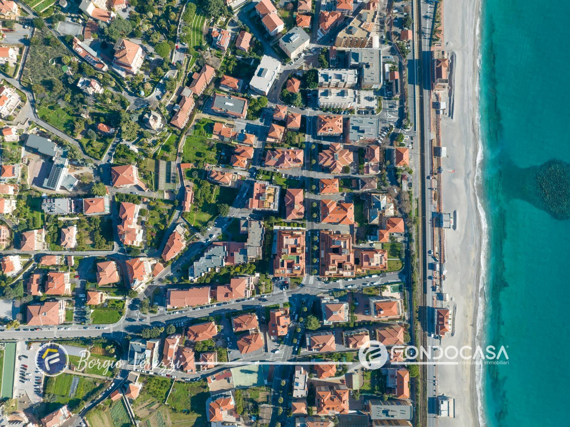 Foto 1 - Attività Commerciale Via Matteotti
 
109, Borgio Verezzi - foto 1