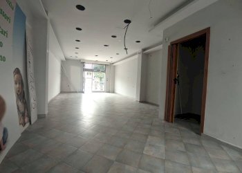 Foto 2 - Commercial Activity Mariglianella - photo 2