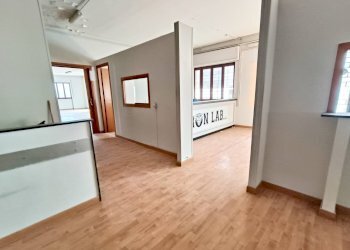 Foto 1 - Locale Commerciale Pomigliano d'Arco - foto 1