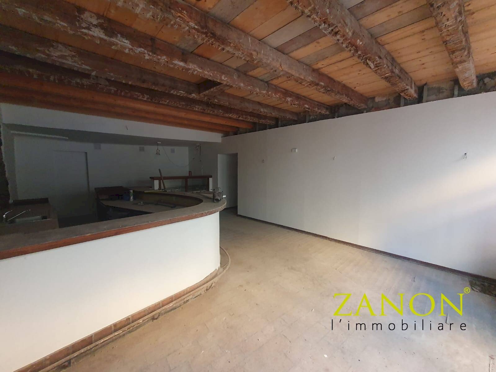 Foto 2 - Bar Tavola Calda - Fredda Piazza Cavour, Gorizia - foto 2