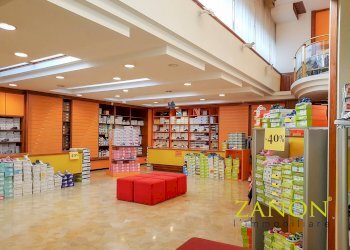 Foto 1 - Locale Commerciale via Oberdan, Gorizia - foto 1