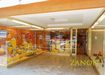 Foto 2 - Locale Commerciale via Oberdan, Gorizia - foto 2