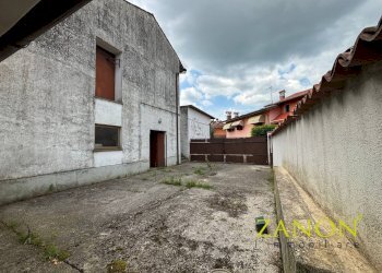 Foto 4 - Magazzino Via Tiepolo, San Lorenzo Isontino - foto 4