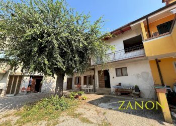 Foto 2 - Semi-detached house Piazza Vittoria, Capriva del Friuli - photo 2