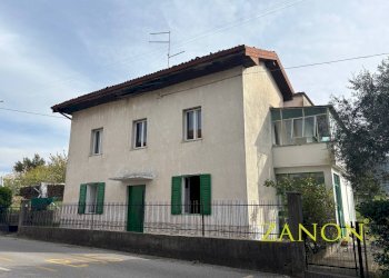 Foto 1 - Casa indipendente Località Dosso del Bosniaco, Gorizia - foto 1
