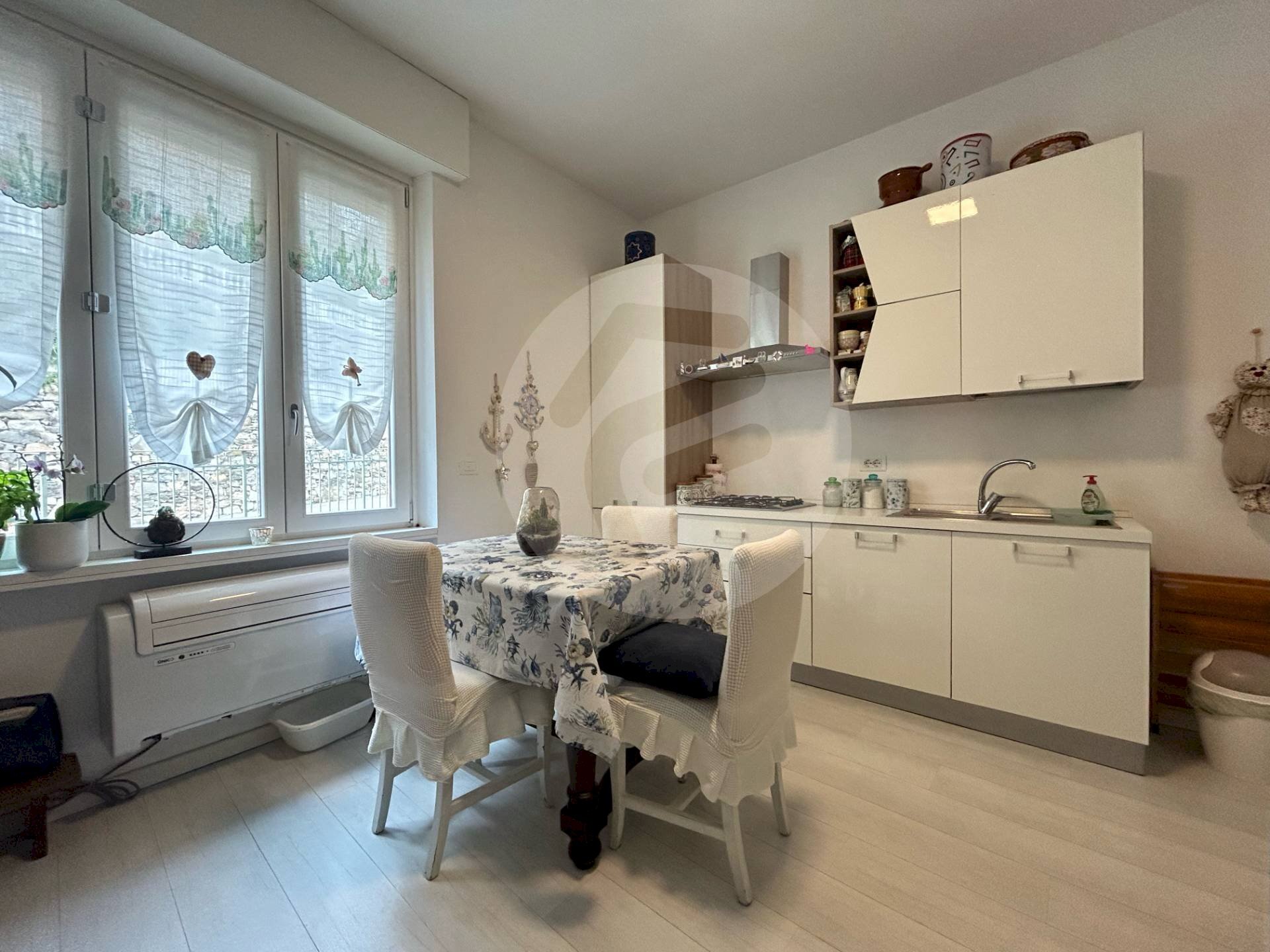 Foto 3 - Monolocale via michelangelo
 
1, Alassio - foto 3