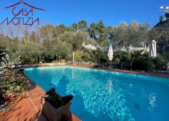 Foto 2 - Rustico VIA DI MEZZO
 
7, Camaiore - foto 2