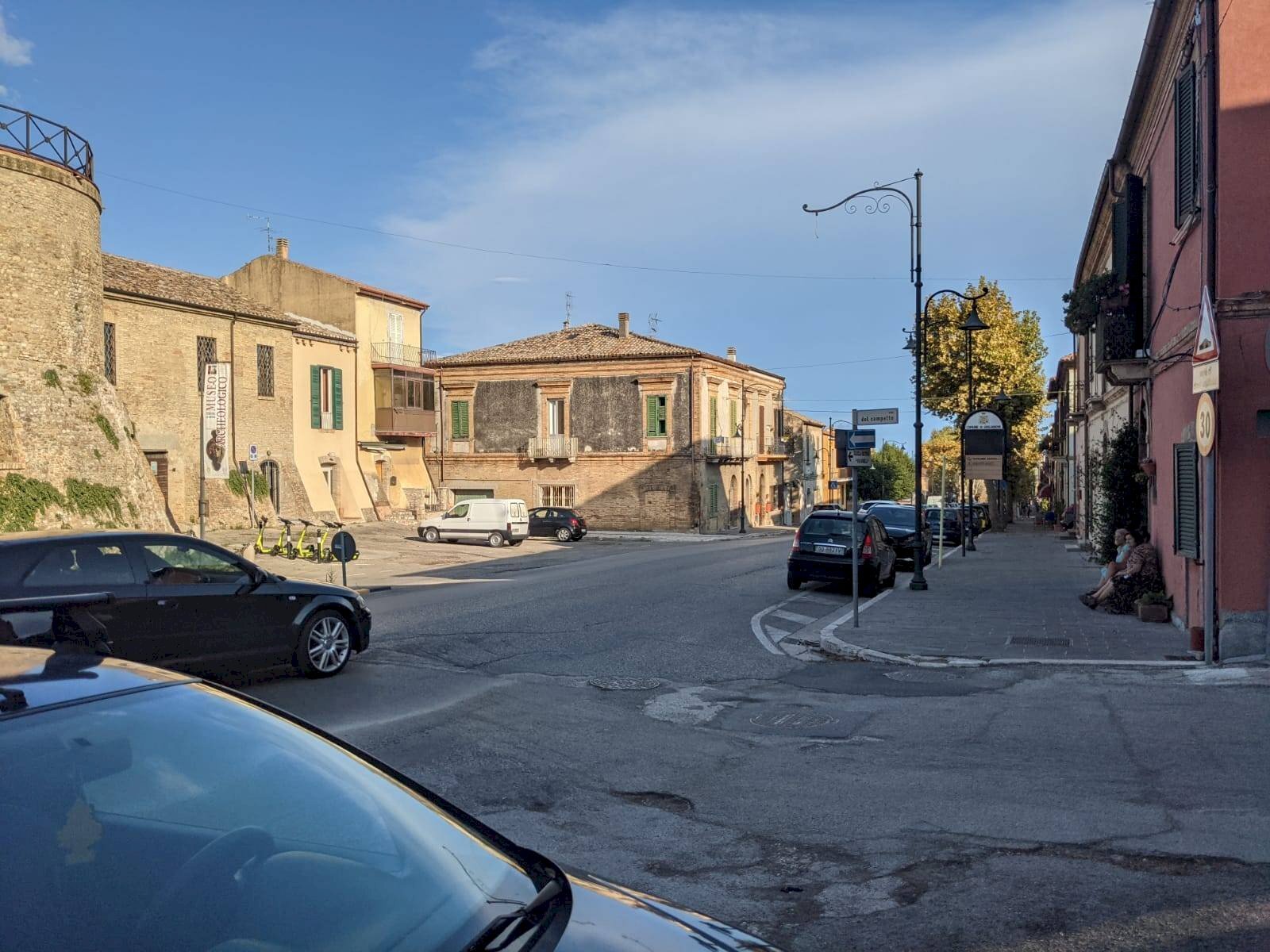 Foto 2 - Locale Commerciale via del popolo, Giulianova - foto 2