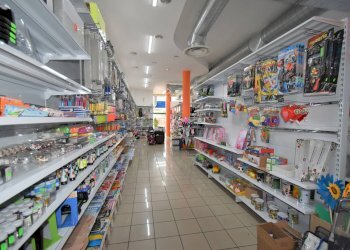 Foto 3 - Commercial Premises Via Stefano Barassi
 
11, Carnate - photo 3