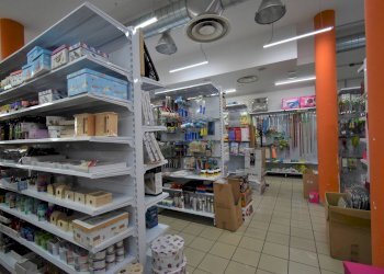 Foto 5 - Commercial Premises Via Stefano Barassi
 
11, Carnate - photo 5