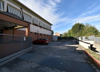 Foto 20 - Commercial Premises Via Stefano Barassi
 
11, Carnate - photo 20