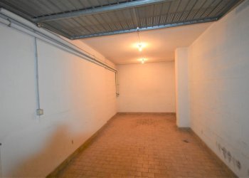 Foto 7 - Box Via Liguria
 
13, Bernareggio - photo 7