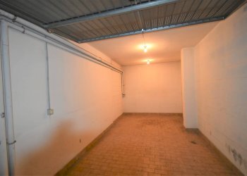 Foto 8 - Box Via Liguria
 
13, Bernareggio - photo 8