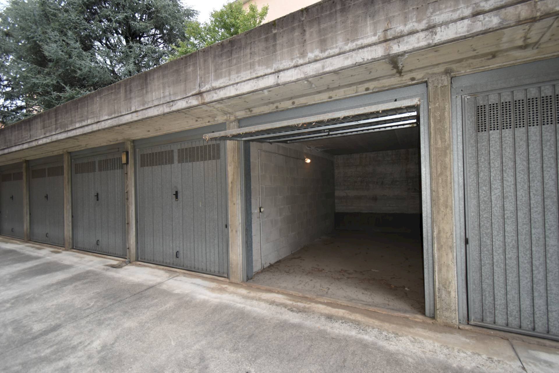 Foto 1 - Box Via Buonarroti
 
35, Bernareggio - foto 1