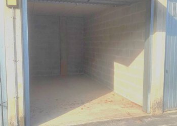 Foto 1 - Box Via Buonarroti
 
16/18, Bernareggio - foto 1