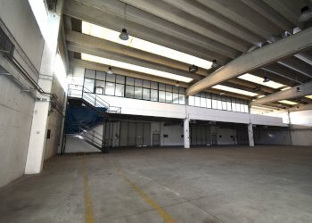 Foto 2 - Capannone Via Delle Rovedine
 
23, Robbiate - foto 2