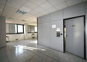 Foto 13 - Capannone Via Delle Rovedine
 
23, Robbiate - foto 13