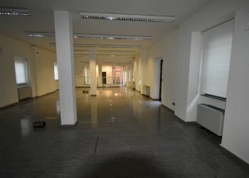 Foto 6 - Locale Commerciale concordia
 
22, Mezzago - foto 6