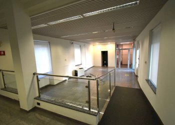 Foto 12 - Locale Commerciale concordia
 
22, Mezzago - foto 12