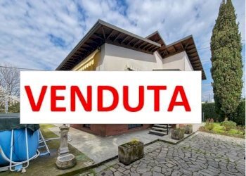 Foto 1 - Villa roma
 
45, Bernareggio - photo 1