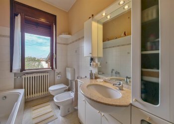 Foto 54 - Villa roma
 
45-47, Bernareggio - photo 54