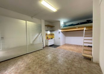 Foto 2 - Magazzino VIA GENOVA
 
15, Savona - foto 2